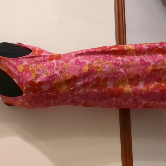 Pink with vibrant orange dress by Expressions, size 8. - Picture 5 of 9